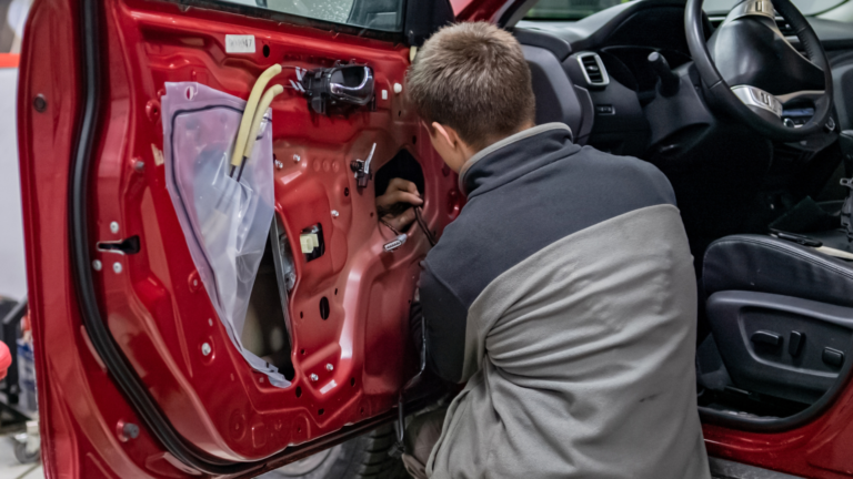 Car Door Unlocking: Opening the Door to Hassle-Free Access in San Fernando, CA